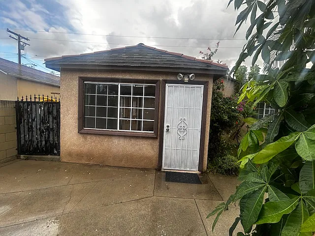 2 bed, 1986 sqft, $1,875 — Photo 3