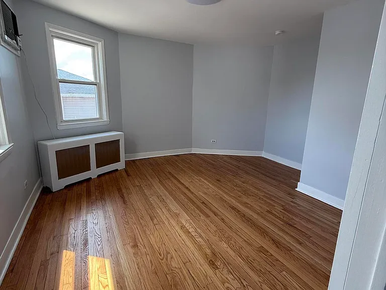 1288 Forest Ave #2 — Photo 6
