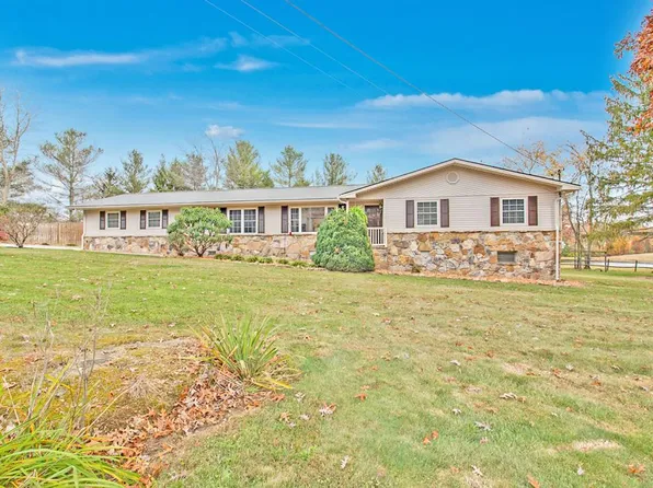 2563 S Old Mail Rd, Crossville, TN 38572
