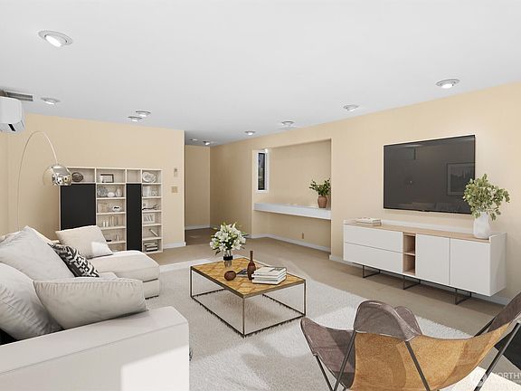5th image of 4014 57th Avenue SW