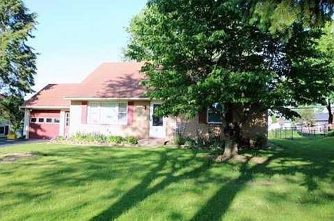1st image of 28 Short Hills Dr