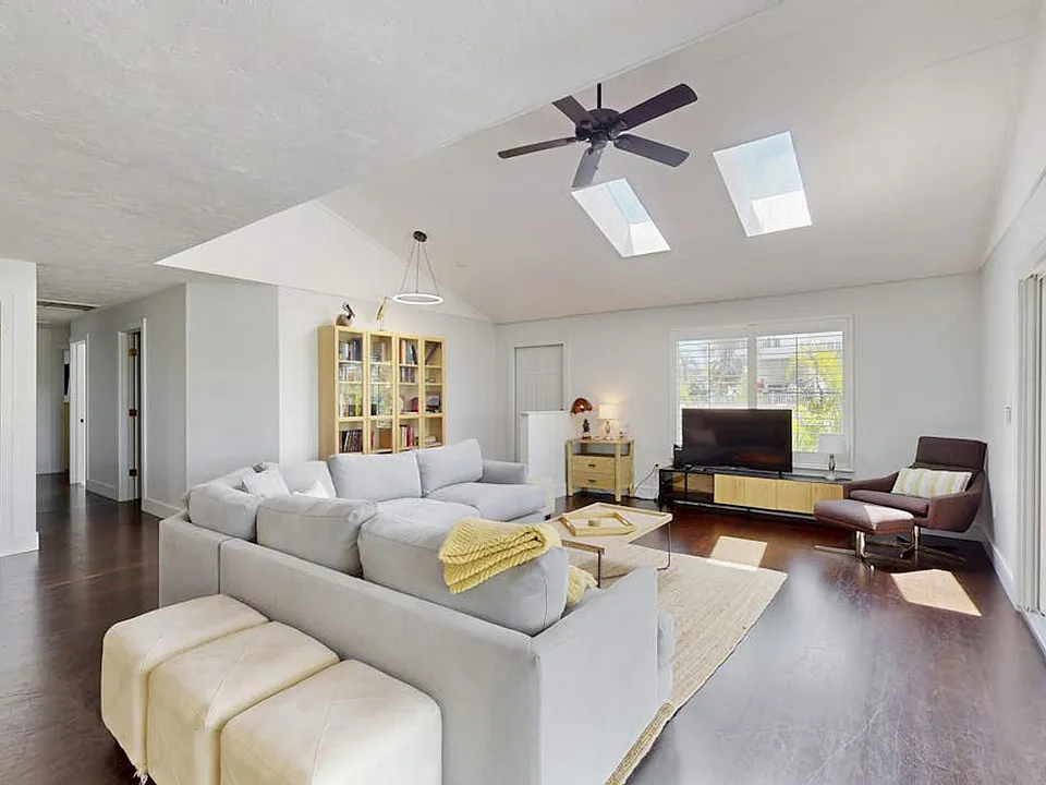 315 Spring Ave #ID1591486P