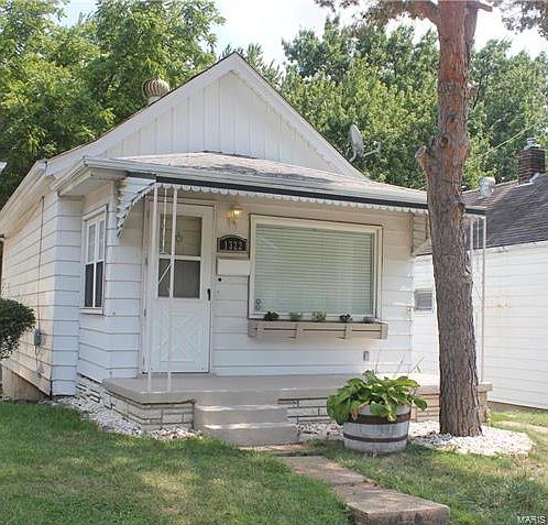 1st image of 1322 Louisville Ave