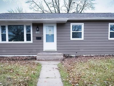 1204 S Zenith Ave, Davenport, IA, 52802