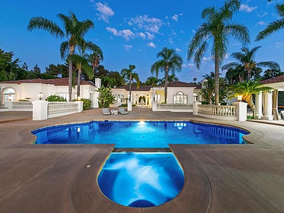 2nd image of 6998 Rancho La Cima Dr