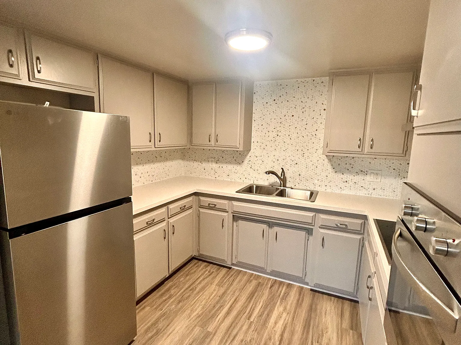 2 bed, 963 sqft, $2,495 — Photo 1