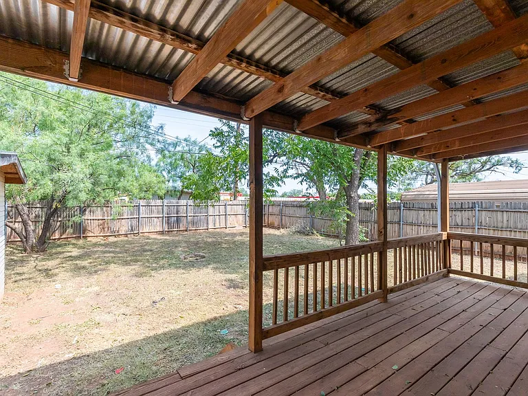 2233 Fannin St — Photo 20