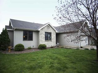 10 Rudi Cir, Madison, WI 53719