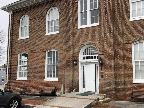 135 Academy St, Salem, VA 24153