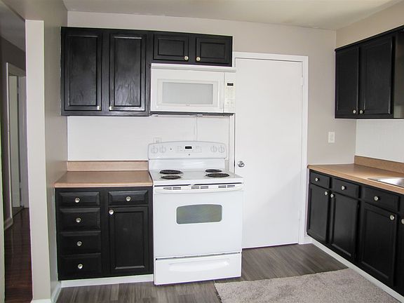 4th image of 4008 W Maryland St