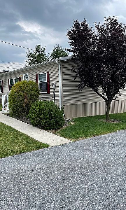 1st image of 38 Stonehill Park