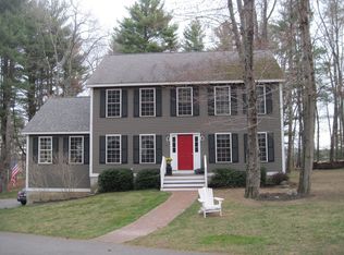 19 Bunker Hill Ave, Stratham, NH 03885