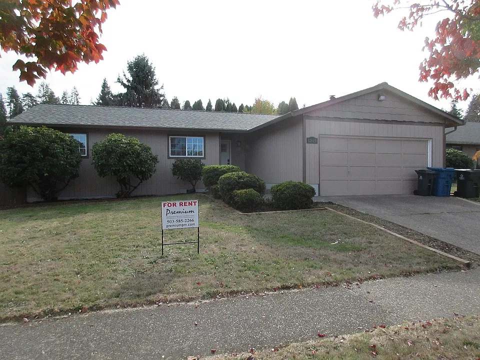 1340 Elser Dr SE