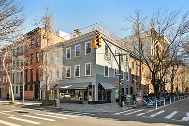 87 Perry Street in West Village