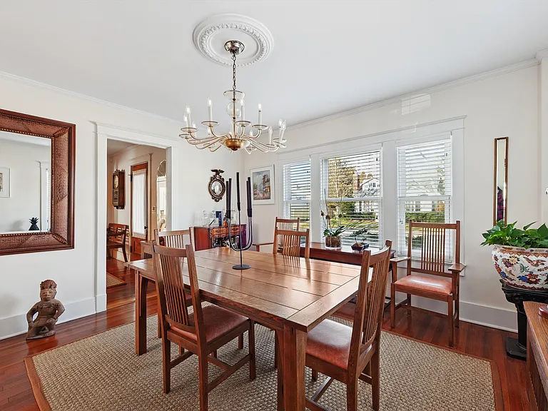 24 Jennings Ave — Photo 14