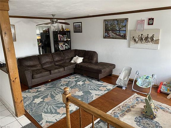 2nd image of 268 Windbrooke Ln