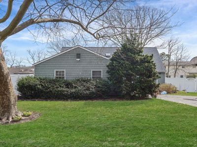 575 Bayport Avenue, Bayport, NY, 11705