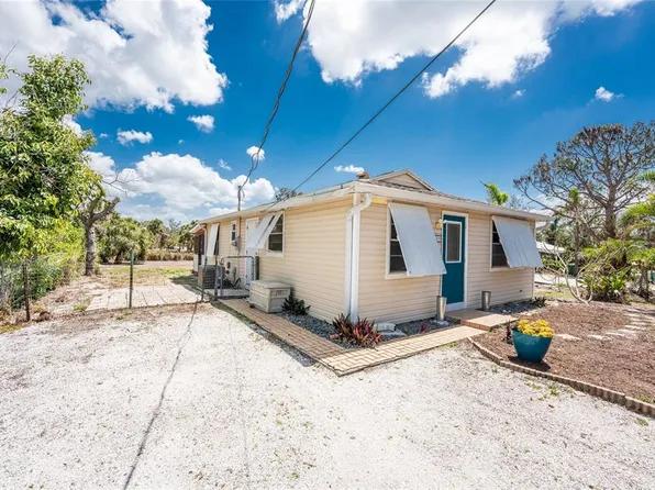 7035 York St, Englewood, FL 34224