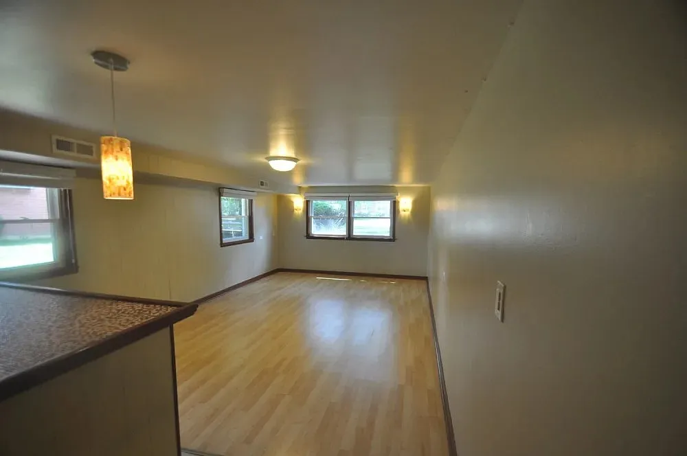 3 bed, 1575 sqft, $1,800 — Photo 4