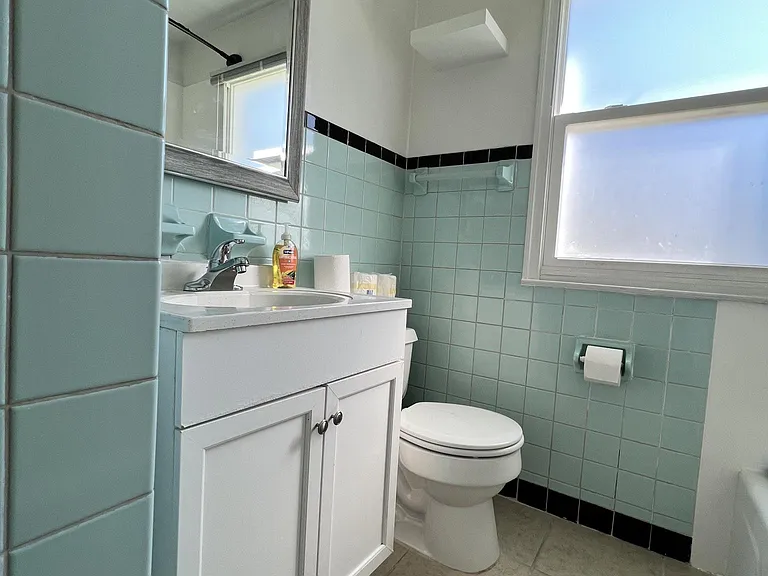 849 Berkley Rd — Photo 9