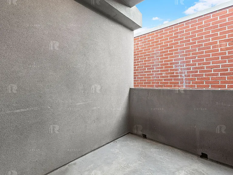 (Ar/Ji/Yo:B) 10960 Ratner Street — Photo 12