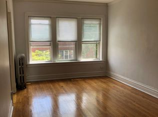 1191 S Taylor Ave #17, Oak Park, IL 60304