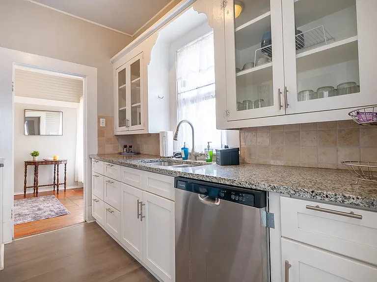 102 Harding Pl — Photo 15