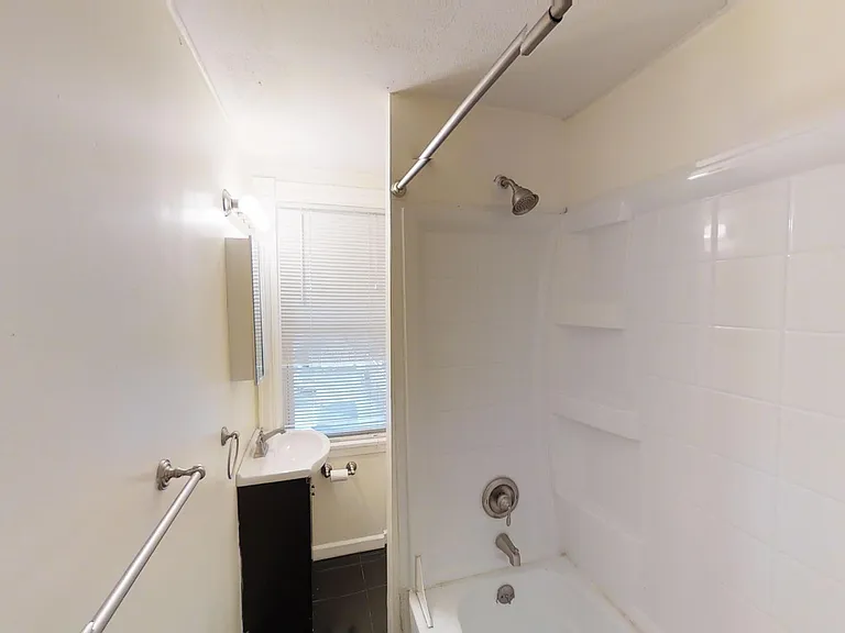127 Comstock Pl — Photo 8