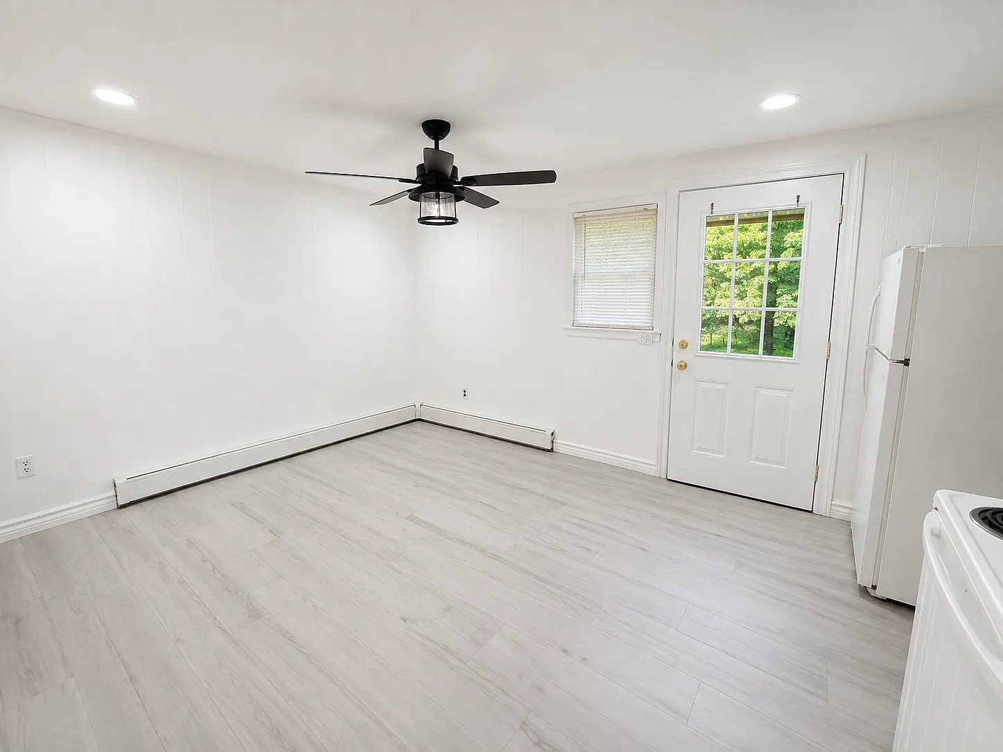 1 bed, 650 sqft, $2,300 — Photo 4