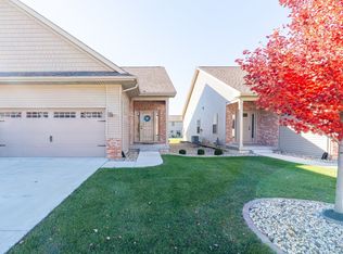 1809 Glenbridge Rd, Bloomington, IL 61704