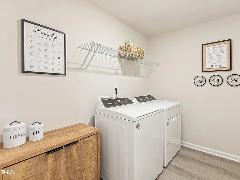 676 White Birch Ln — Photo 18