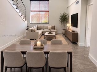 2775 W 61st Pl APT 202, Hialeah, FL 33016