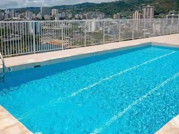 439 Keoniana St APT 202, Honolulu, HI 96815