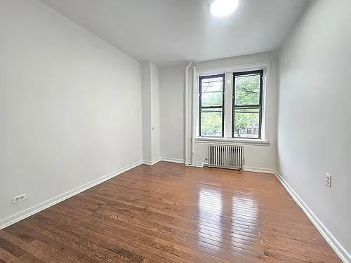 228 Metropolitan Ave #1A Photo 1