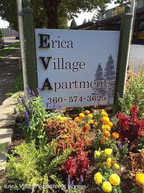 1st image of 1118 NE 105th St APT 37