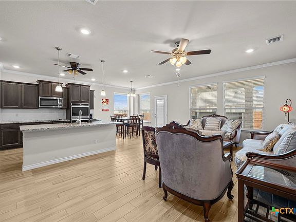 5th image of 1305 Roma St