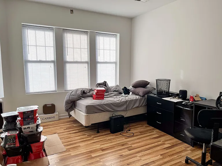 2502 W Catalpa Ave #3 — Photo 10