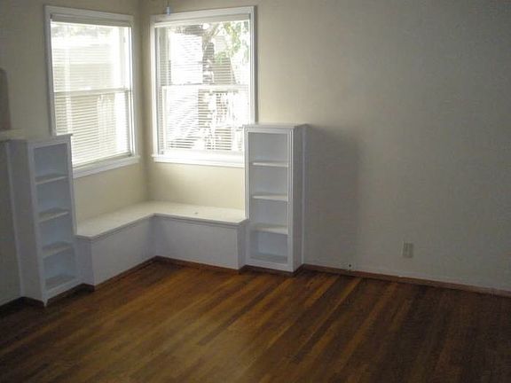 5th image of 106 Glen Eyrie Ave