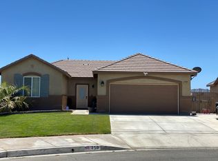 250 E Avenue H12, Lancaster, CA 93535