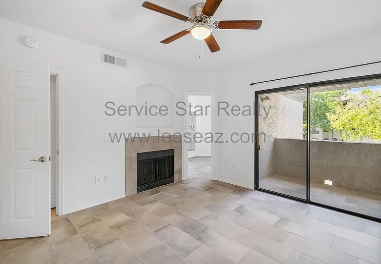 15095 N Thompson Peak Pkwy #2011 — Photo 10