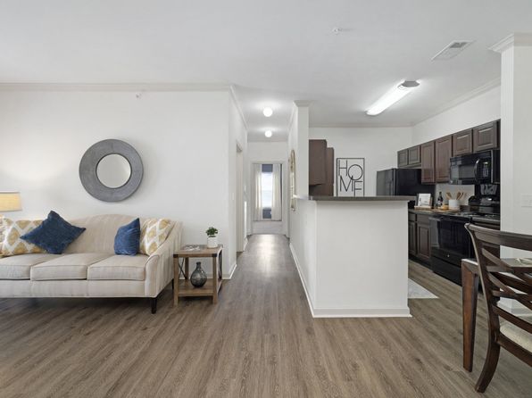 100 Falls Blvd #1118