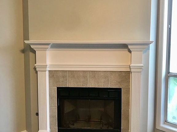 4th image of 215 Winchester Dr