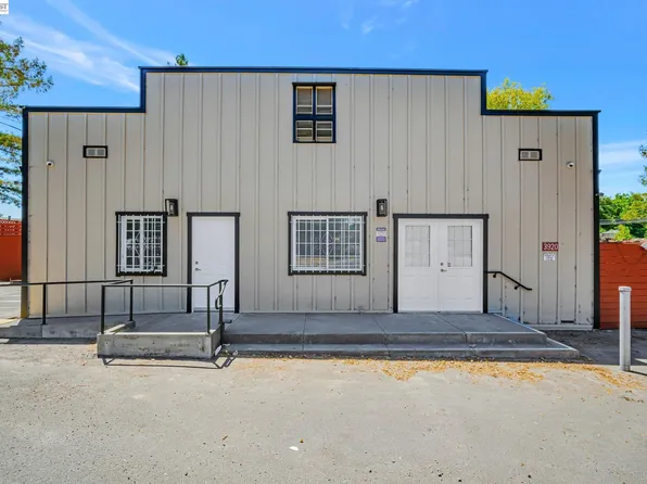 3920 Gravenstein Hwy S, Sebastopol, CA 95472