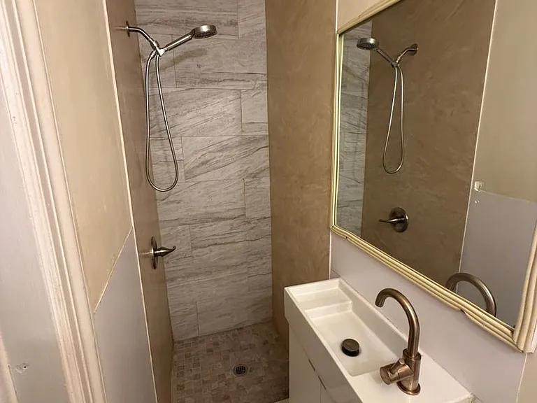 81 E Park Pl — Photo 15