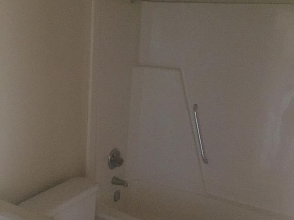 5th image of 8422 Tidewater Dr APT 5
