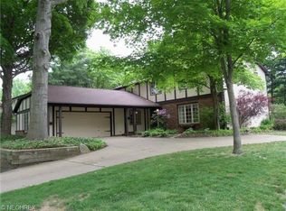 9290 Canterbury Ln, Mentor, OH 44060