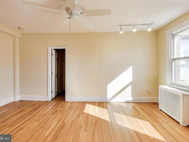 3600 Connecticut Ave NW #405 — Photo 19