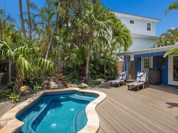 5706 Carissa St #5706, Bradenton Beach, FL 34217