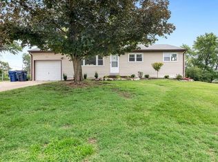 712 Dale Ave, Wentzville, MO 63385