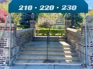 230 Pelham Rd APT 1B, New Rochelle, NY 10805